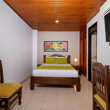 Hotel Campestre La Potra Apiay Exterior photo